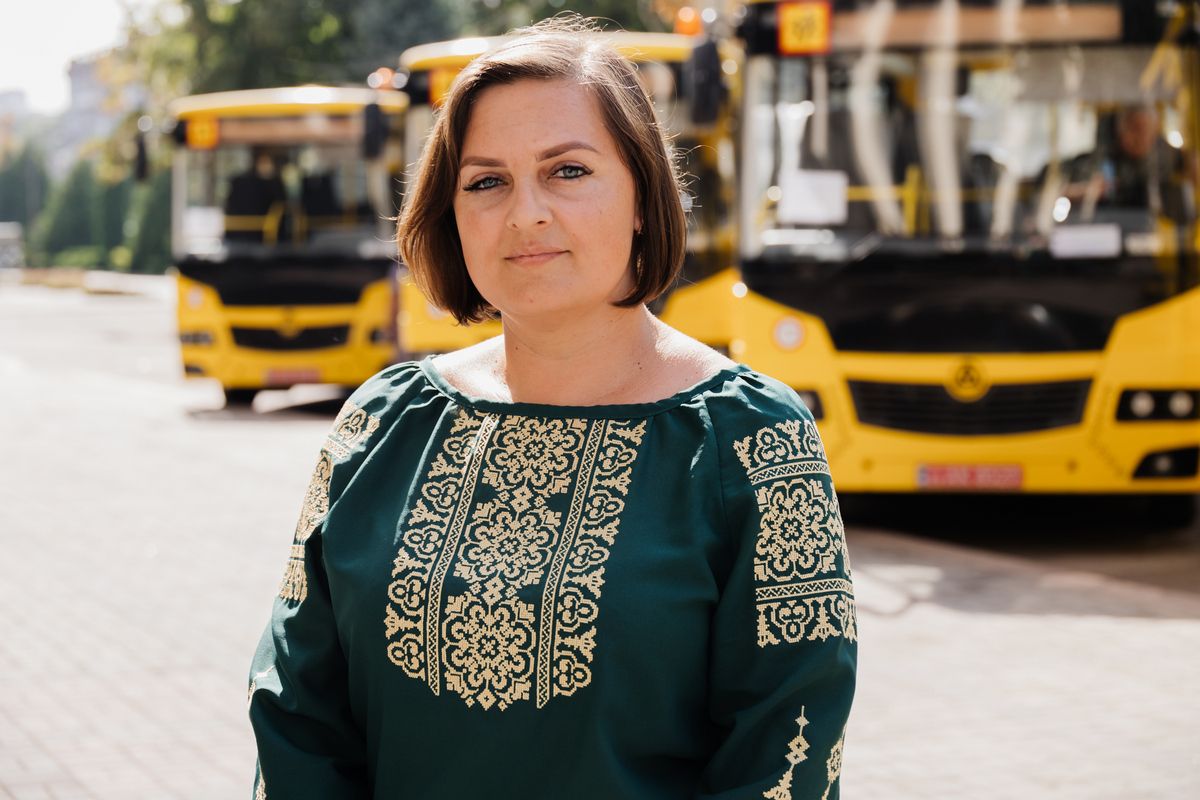 Громади Дніпропетровщини отримали чергову партію шкільних автобусів 3