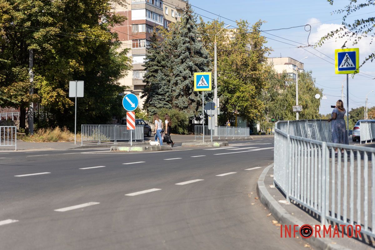 У Дніпрі на капітально відремонтованому за останні 20 років бульварі Слави зникли "лежачі поліцейські" 12