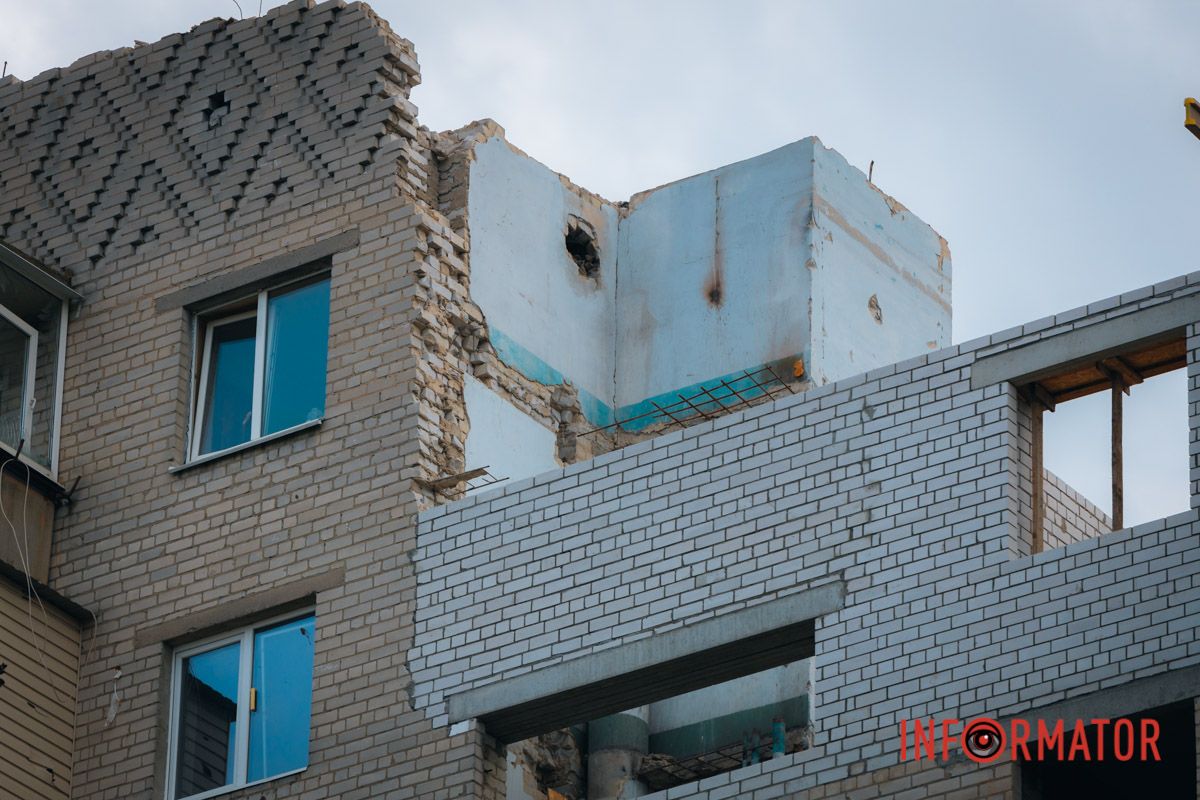 В Днепре на Эдеиды начали восстанавливать многоэтажный дом, в который в феврале попал Шахед 13
