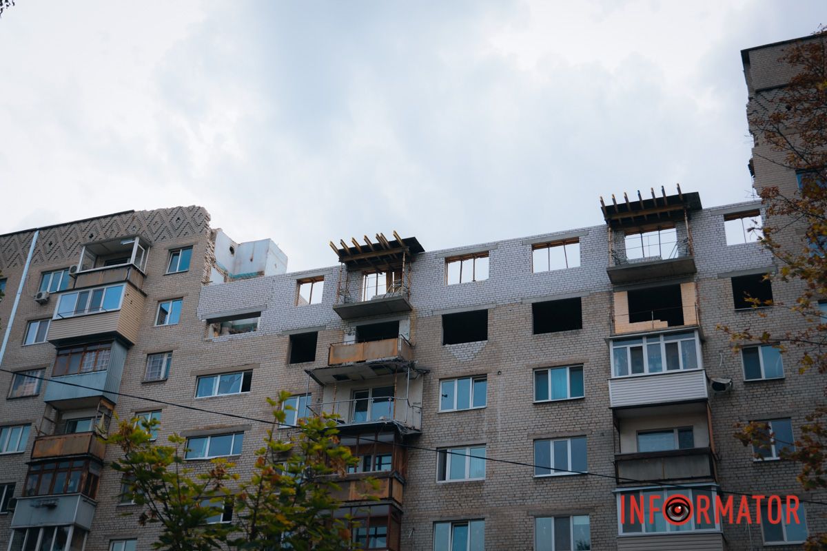 В Днепре на Эдеиды начали восстанавливать многоэтажный дом, в который в феврале попал Шахед 19