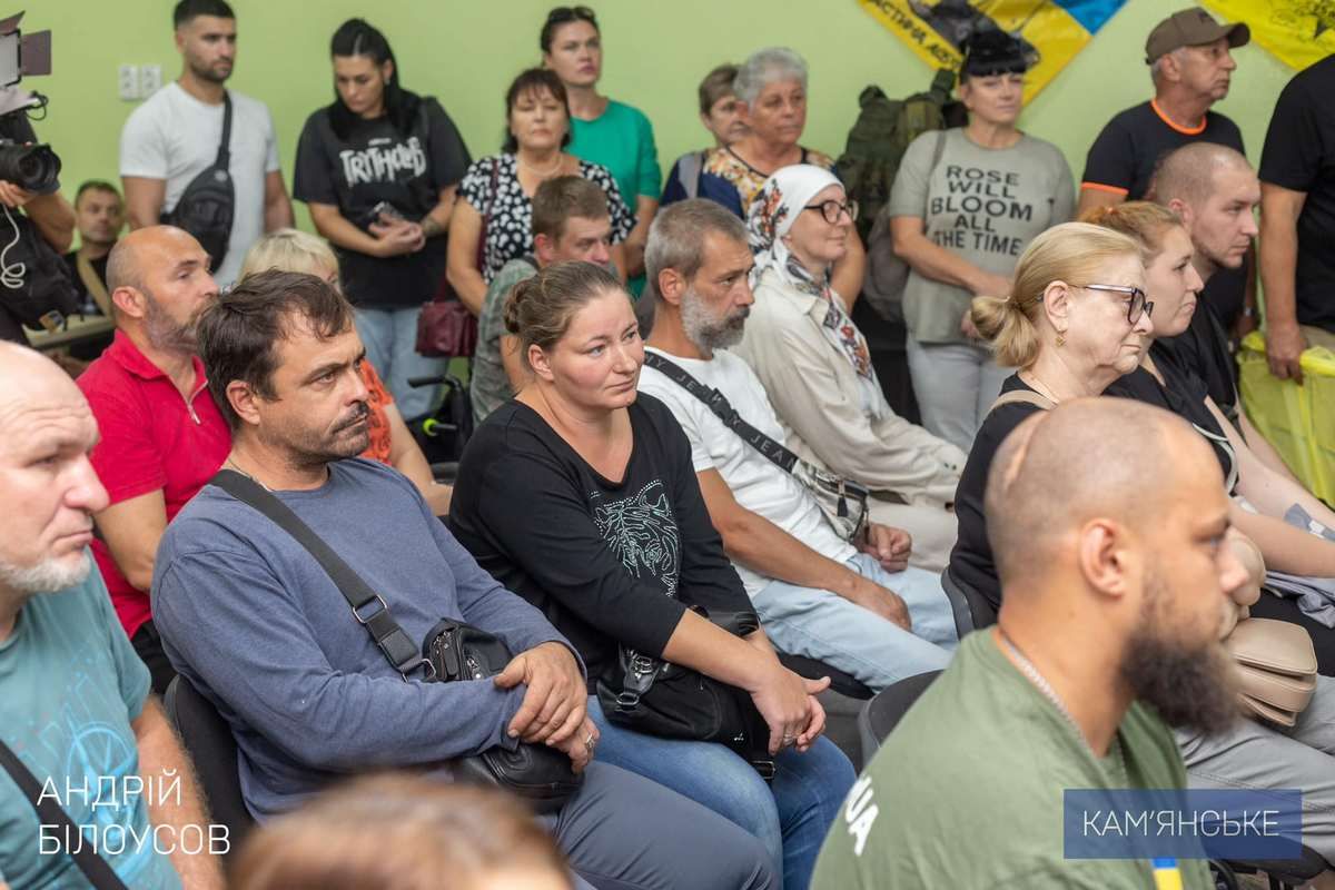 Открыли Центр социальной поддержки Защитников и Защитниц и их семей: в Каменское приехал глава ДнепрОВА Сергей Лысак 2