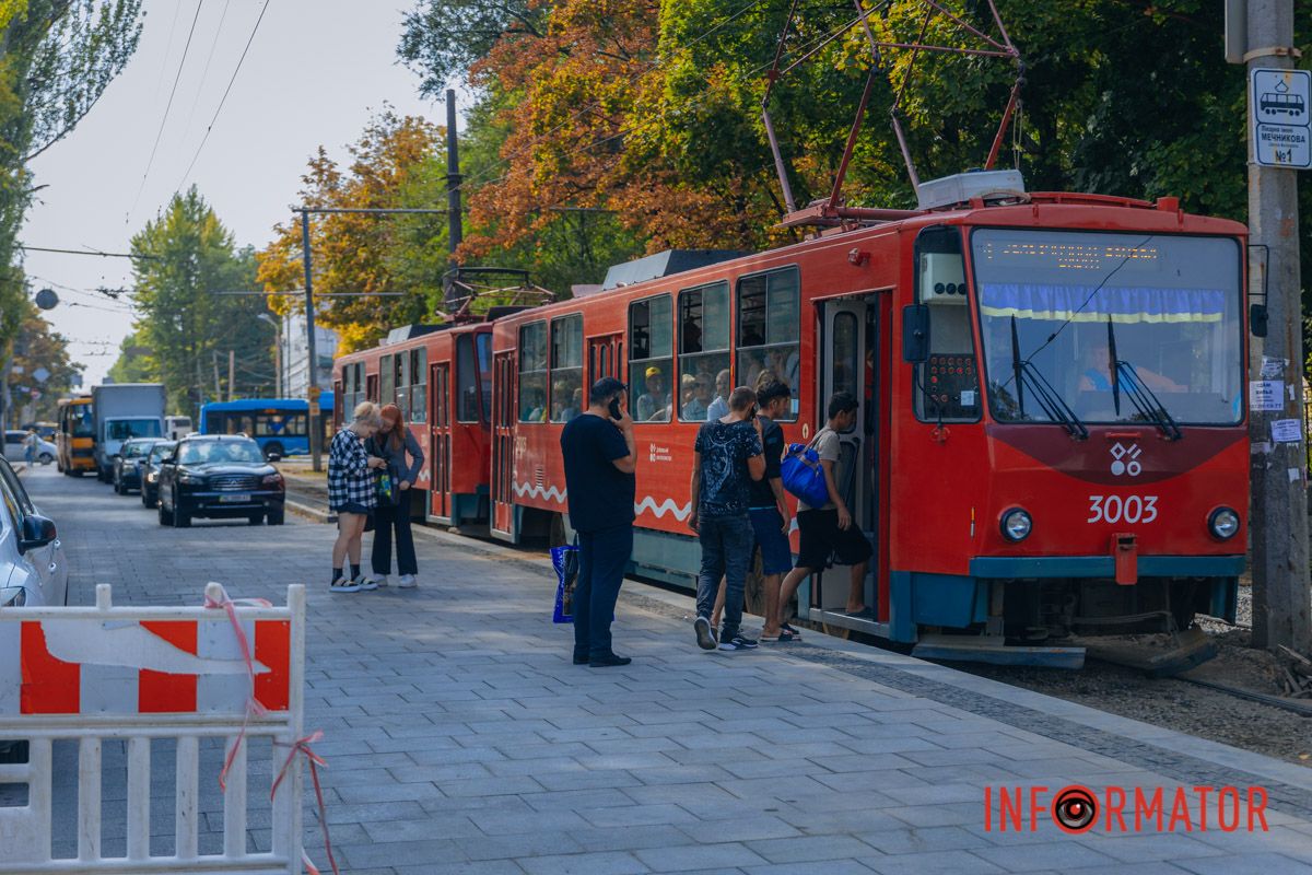 У Дніпрі на Соборній площі з'явилася перша “віденська” платформа 8
