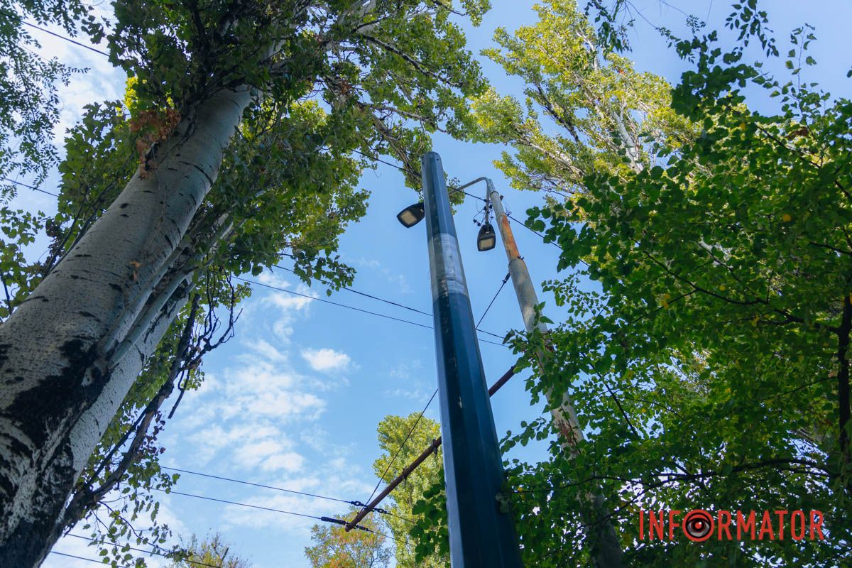 У Дніпрі на Соборній площі з'явилася перша “віденська” платформа 1