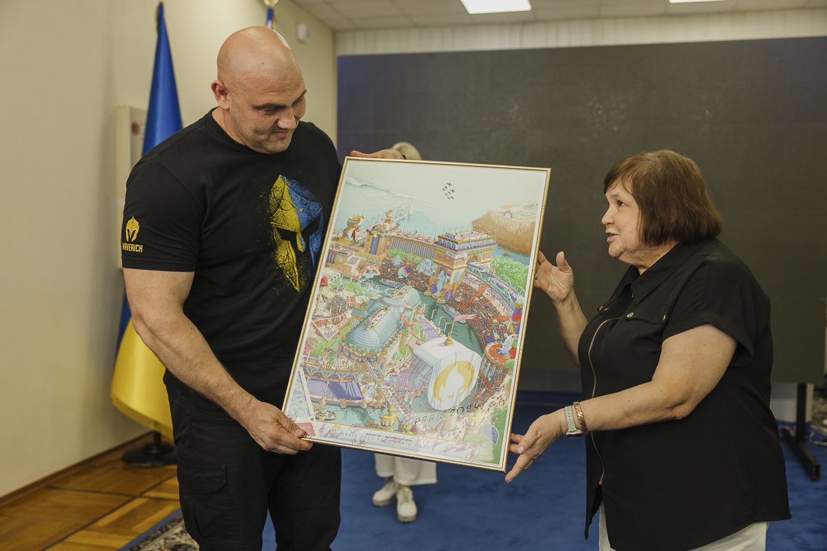 На Днепропетровщине торжественно поздравили с возвращением домой олимпийцев и паралимпийцев 11