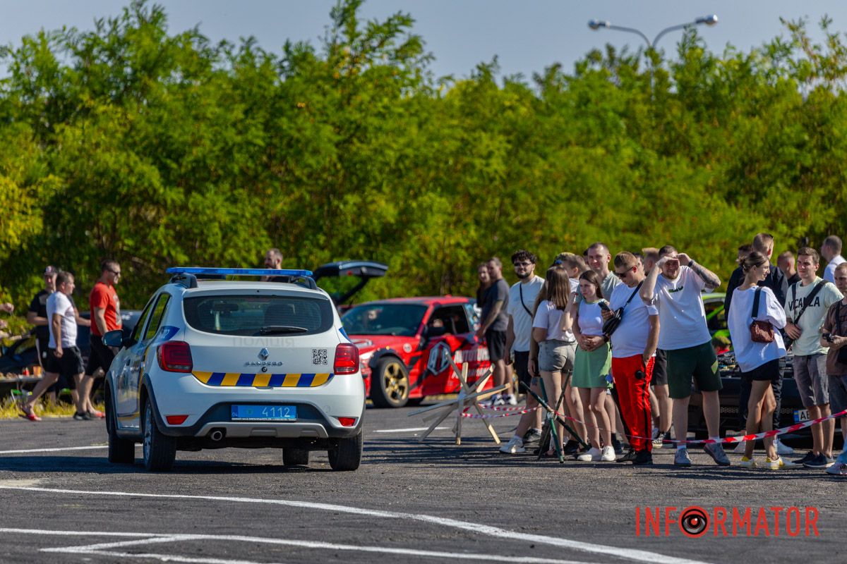 Поліція приїздила декілька разів