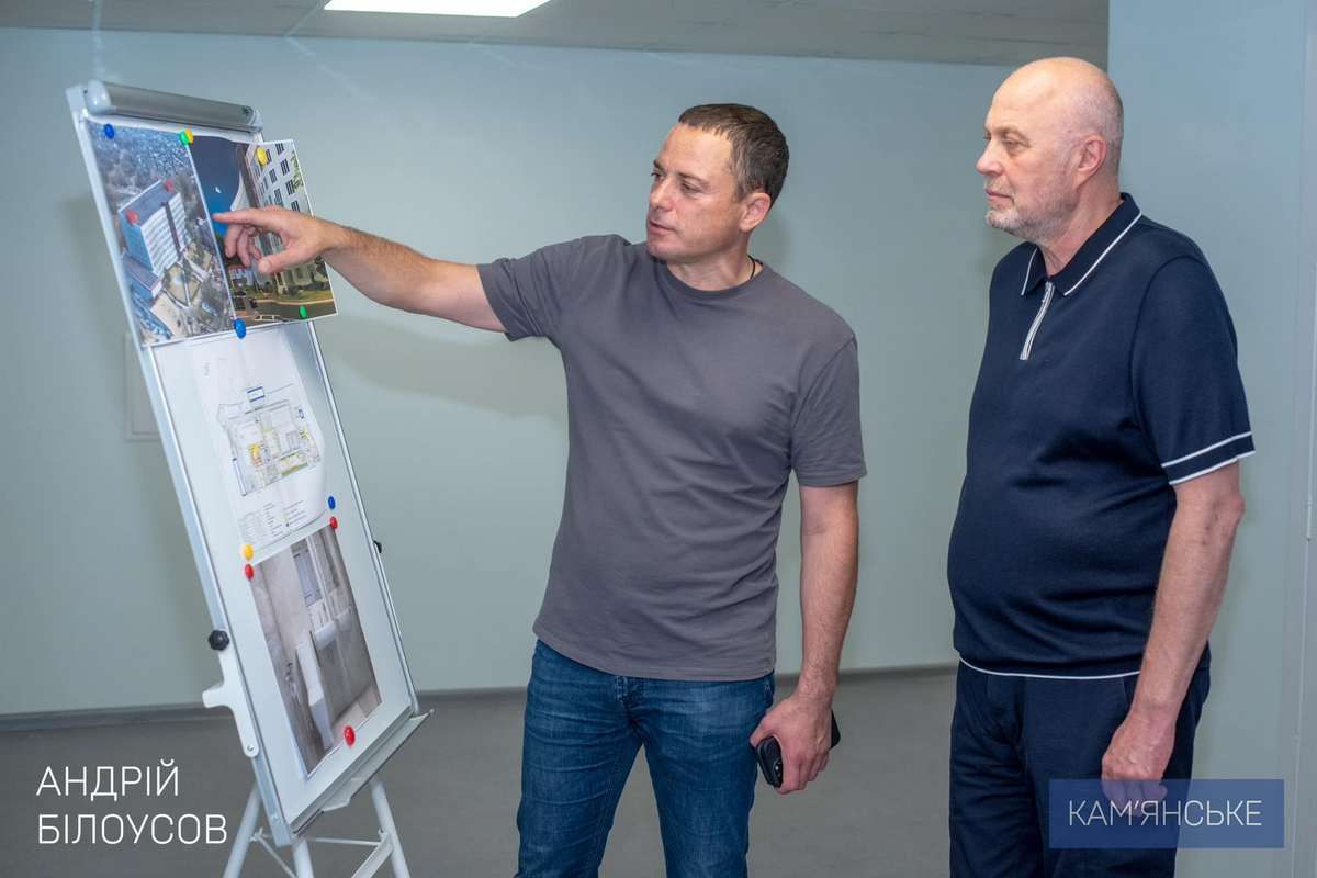 У Кам‘янському до Дня міста відкрили після ремонту відділення у двох лікарнях 7