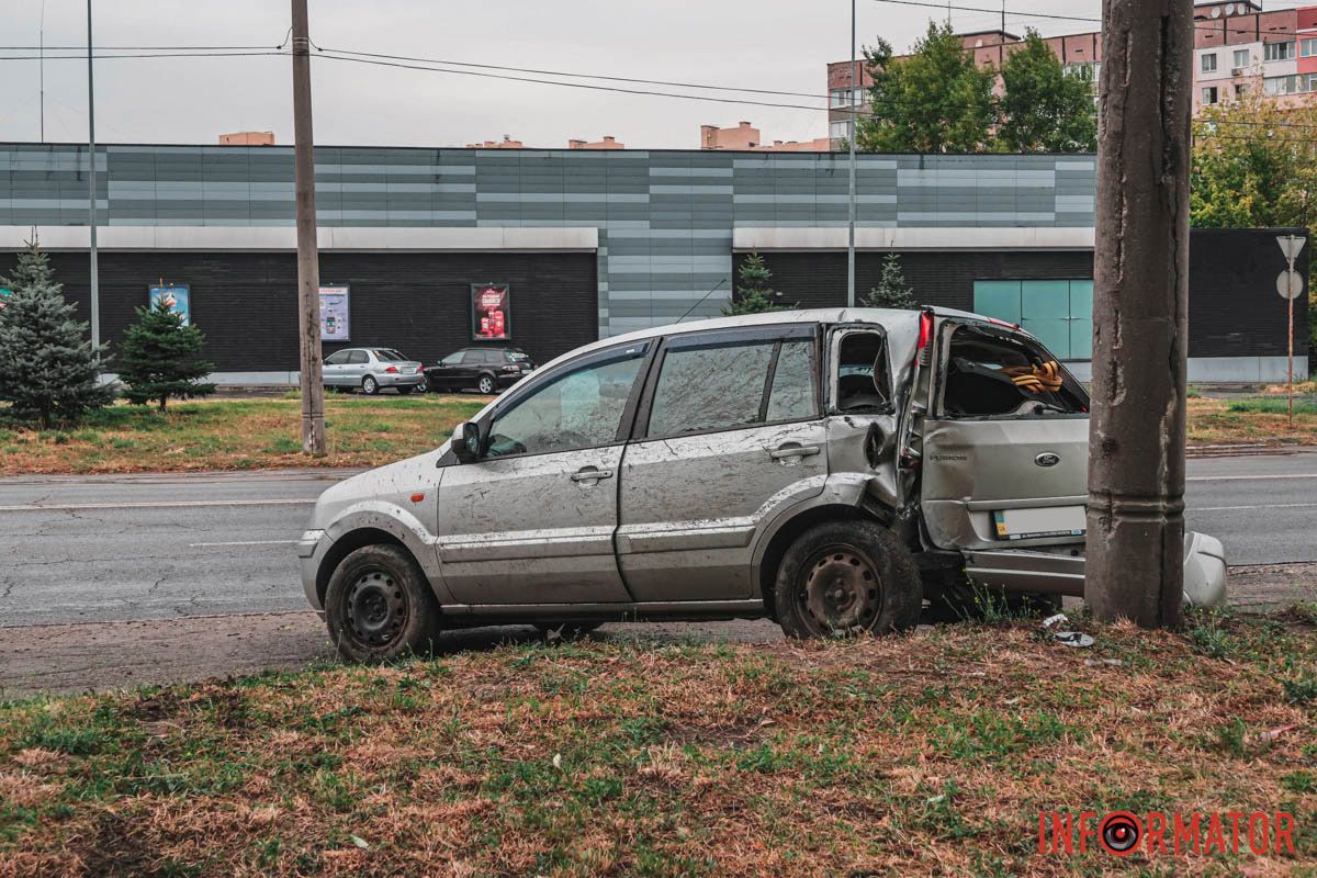 По данным от патрульных, пострадали два человека