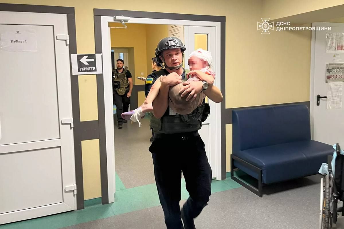 Станом на ранок 22 вересня стан 4-річної дівчинки все ще був важким Станом на ранок 22 вересня стан 4-річної дівчинки все ще був важким