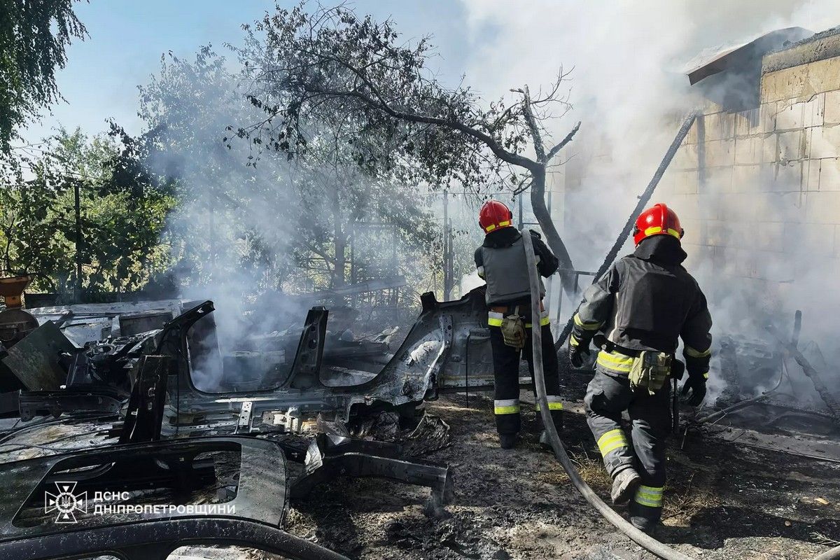 Вогонь рятувальники приборкали 