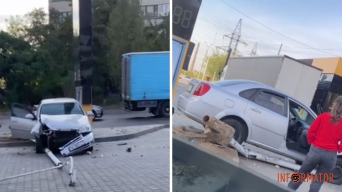 В Днепре на Журналистов Chevrolet снес столб на АЗС во избежание столкновения: видео момента