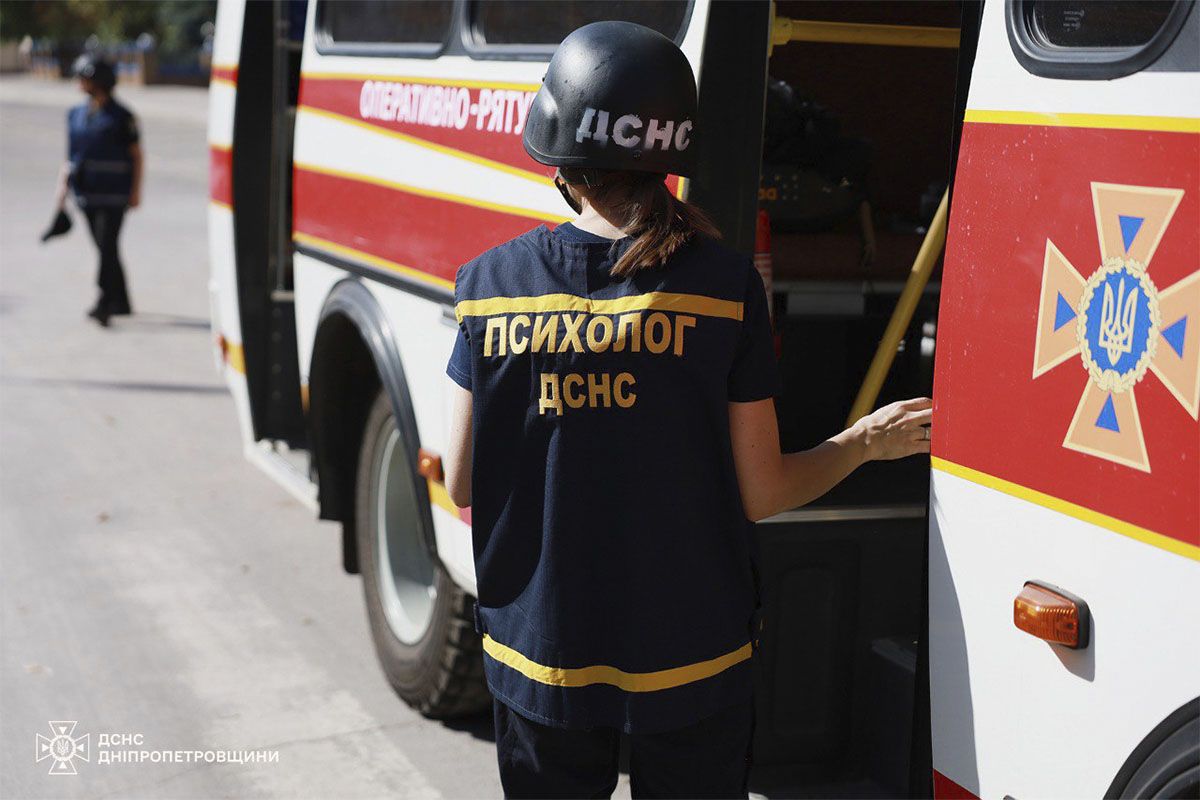 На месте работают спасатели Уже трое погибших, поисковая операция продолжается: в Кривом Роге 30 сентября объявили днем траура 6