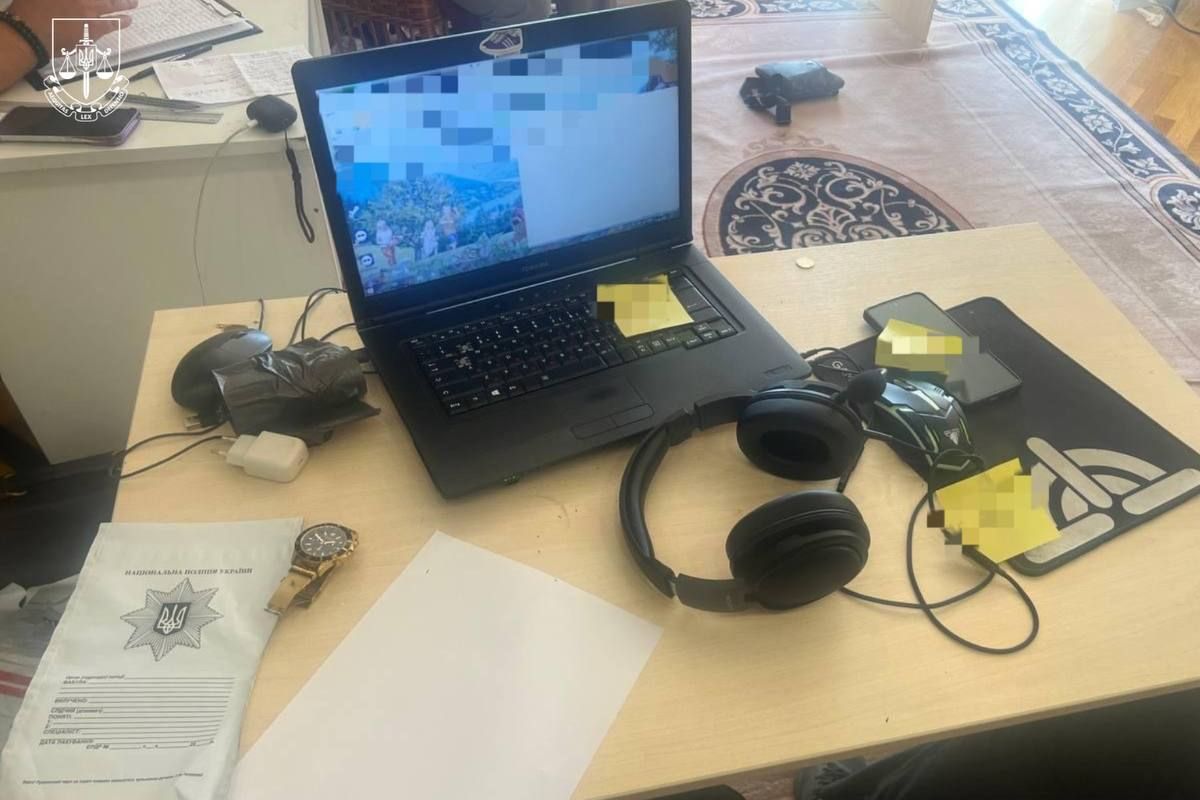 Потерпілим дзвонили під виглядом представників банку та казали, що їх банківський рахунок зламали Потерпілим дзвонили під виглядом представників банку та казали, що їх банківський рахунок зламали