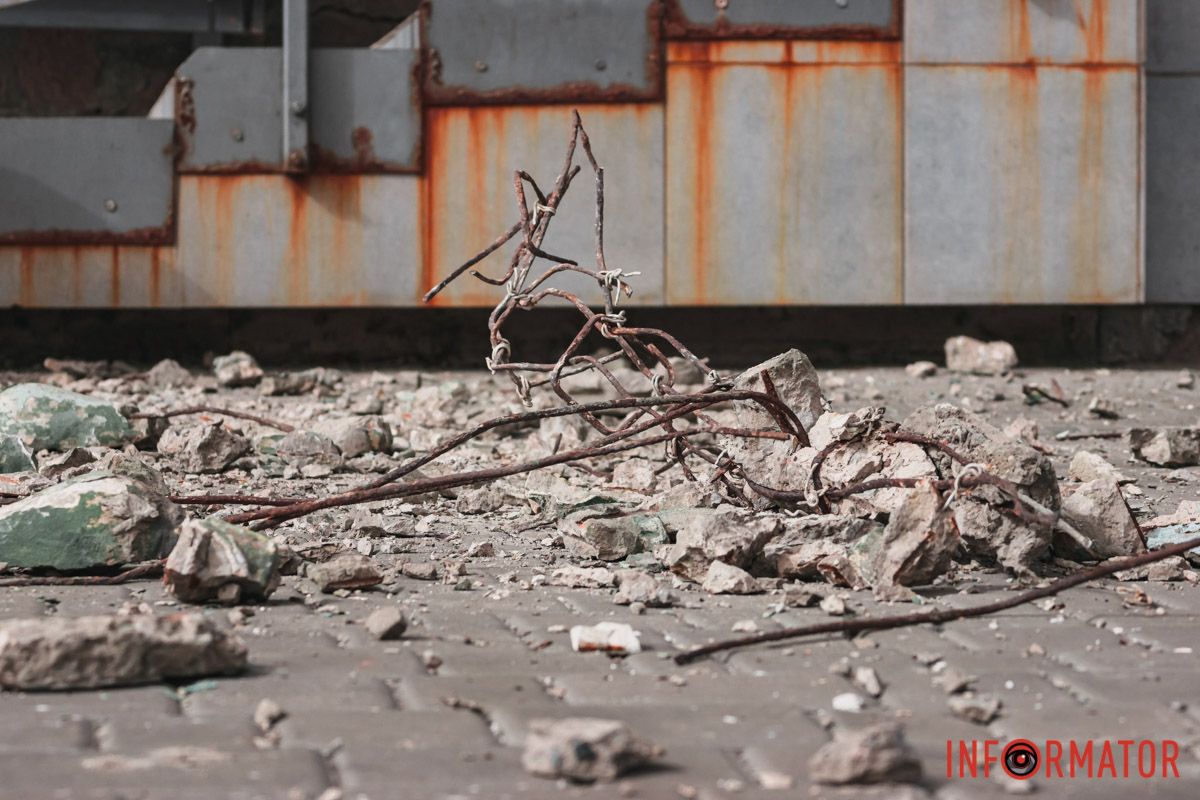 Вони понівечили сміттєвий бак Вони понівечили сміттєвий бак