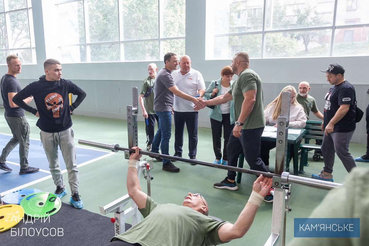 30 вересня у Кам'янському До Дня Захисників і Захисниць України: у Кам’янському відбувся захід «Незламний народ незламної країни!» 3