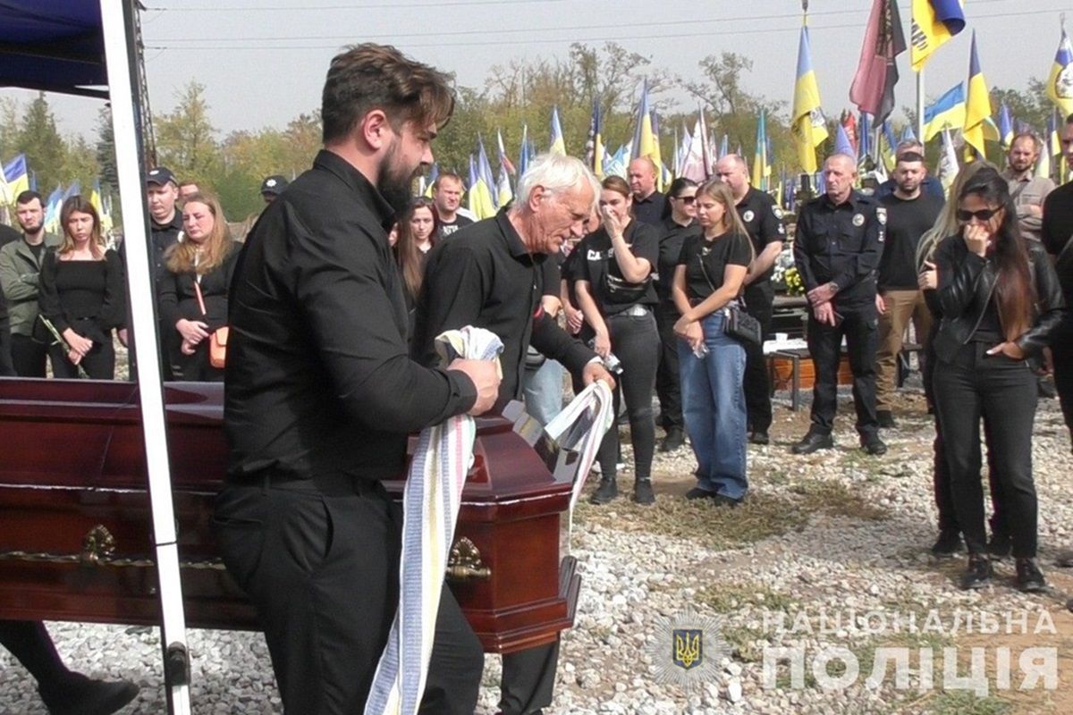 В Кривом Роге простились с полицейскими