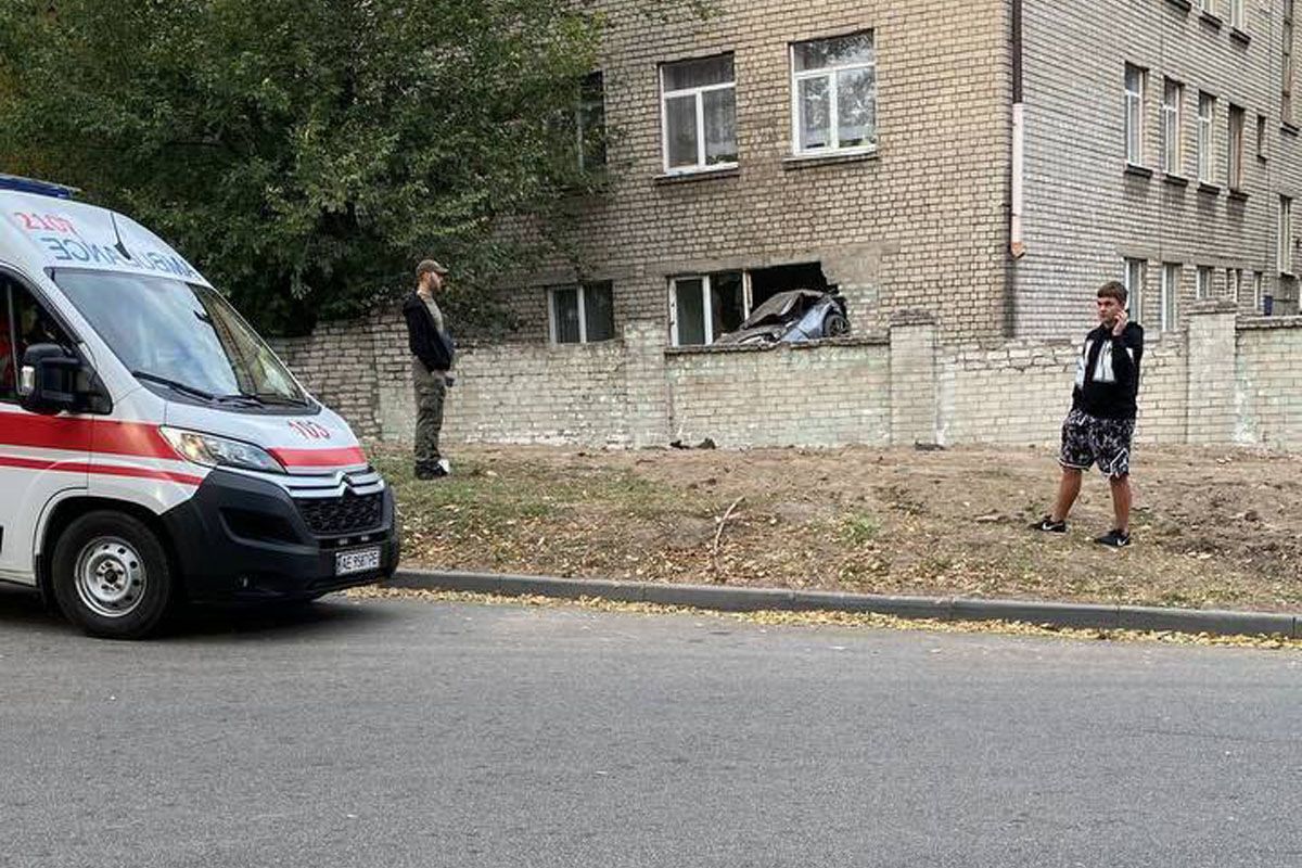 Попередньо, без постраждалих 