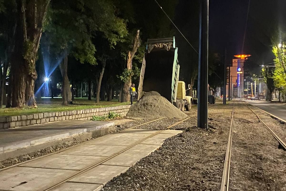 Протяжність ділянки становить 100 метрів Протяжність ділянки становить 100 метрів