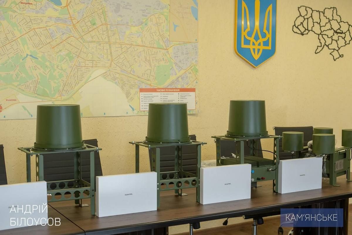 У Кам’янському передали РЕБи та планшети військовим 2