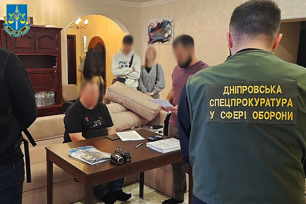 У Дніпрі викрили начальника одного з відділів ТЦК та СП У Дніпрі викрили начальника одного з відділів ТЦК та СП