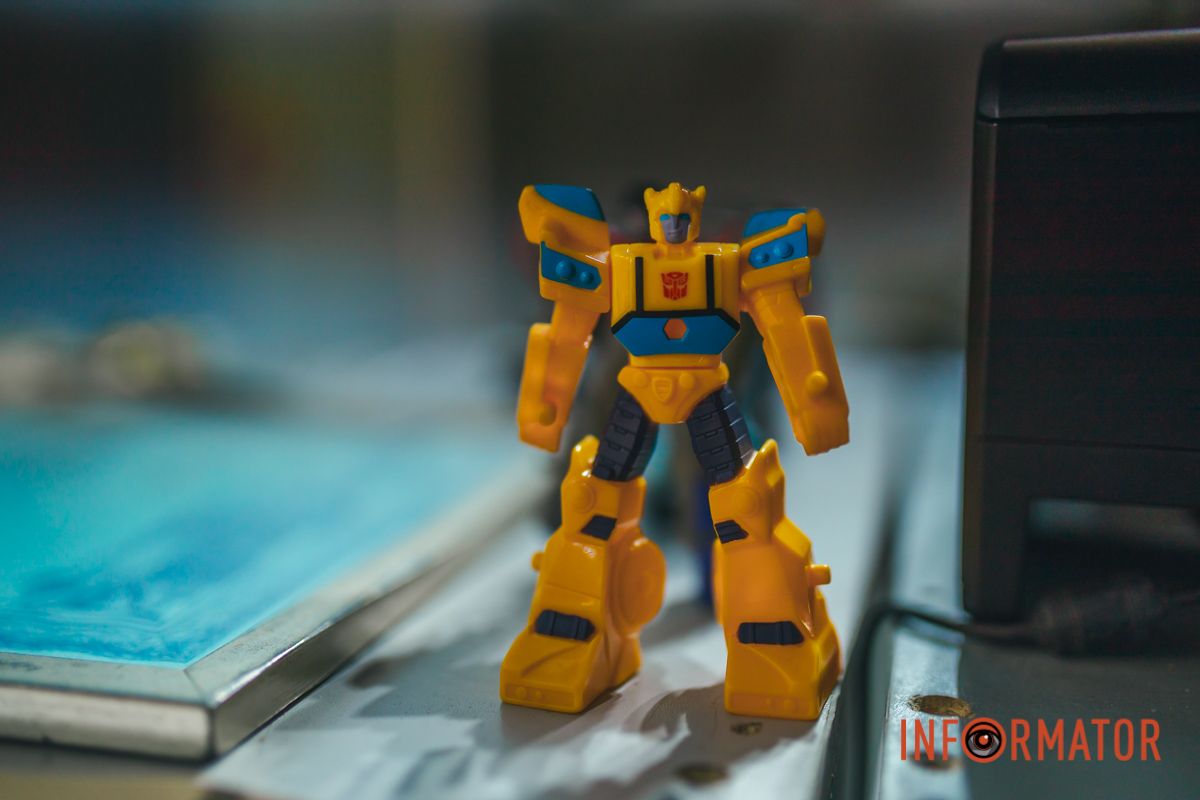 Фигурка трансформера