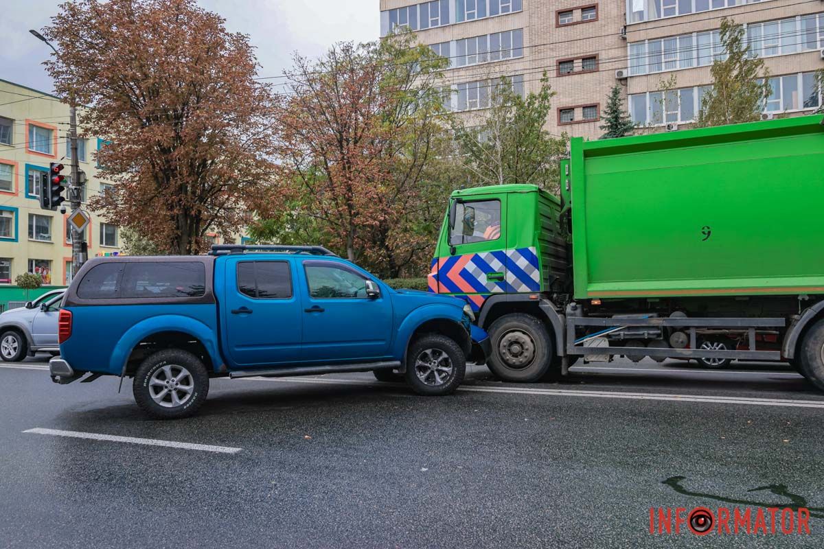 По словам водителя Nissan, инцидент произошел около 12:30 По словам водителя Nissan, инцидент произошел около 12:30