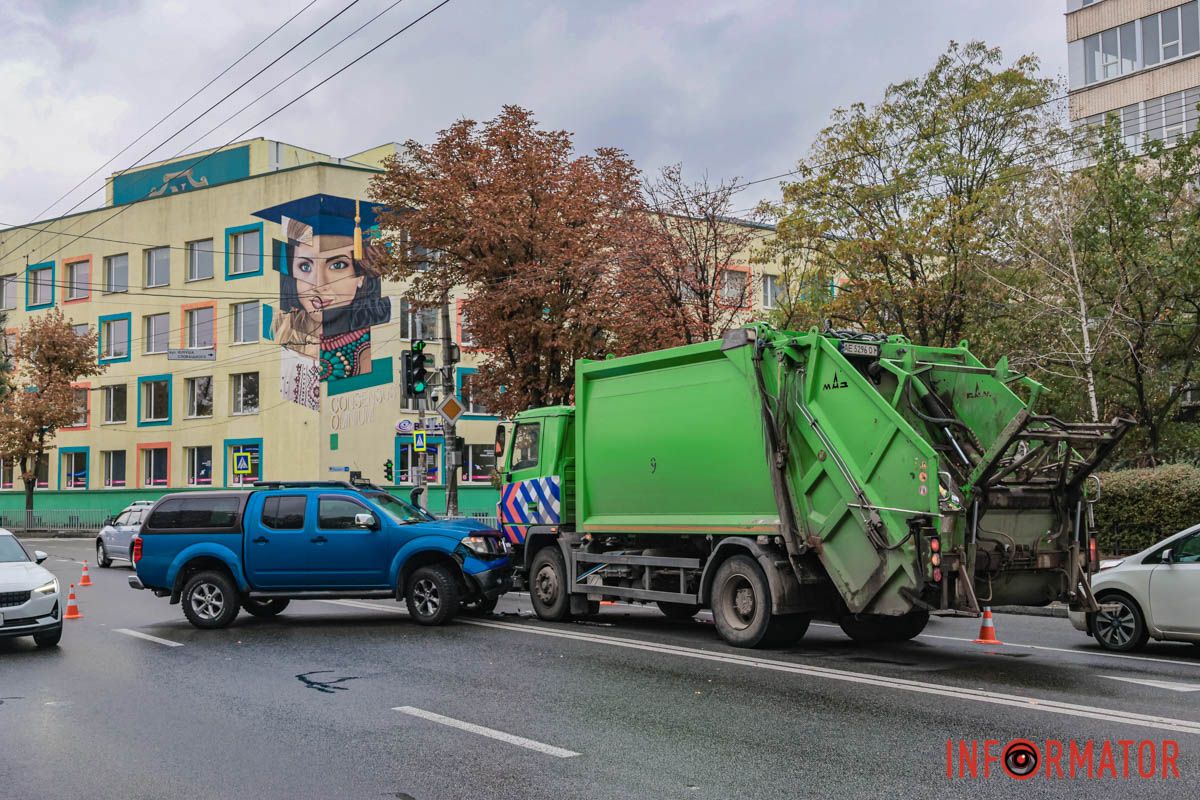 Из-за этого и произошло столкновение Из-за этого и произошло столкновение