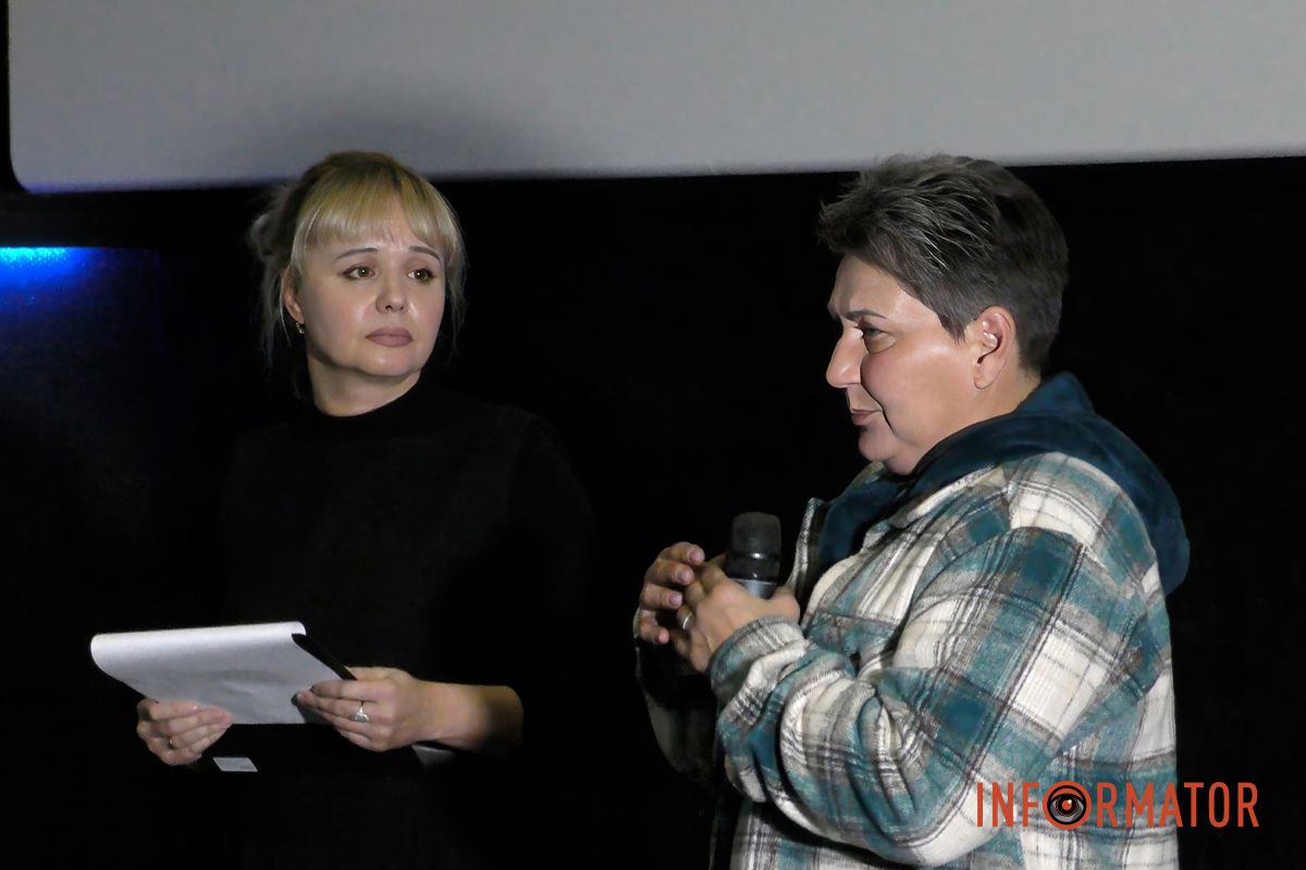 Так, у стрічці йдеться про людей, чий світ був зруйнований 24 лютого 2022 року, коли росія почала повномасштабне вторгнення Так, у стрічці йдеться про людей, чий світ був зруйнований 24 лютого 2022 року, коли росія почала повномасштабне вторгнення