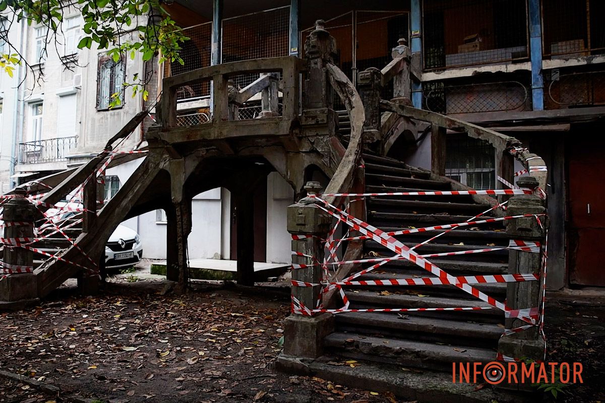 Їх обіцяли реставрувати, але почалася війна  Їх обіцяли реставрувати, але почалася війна