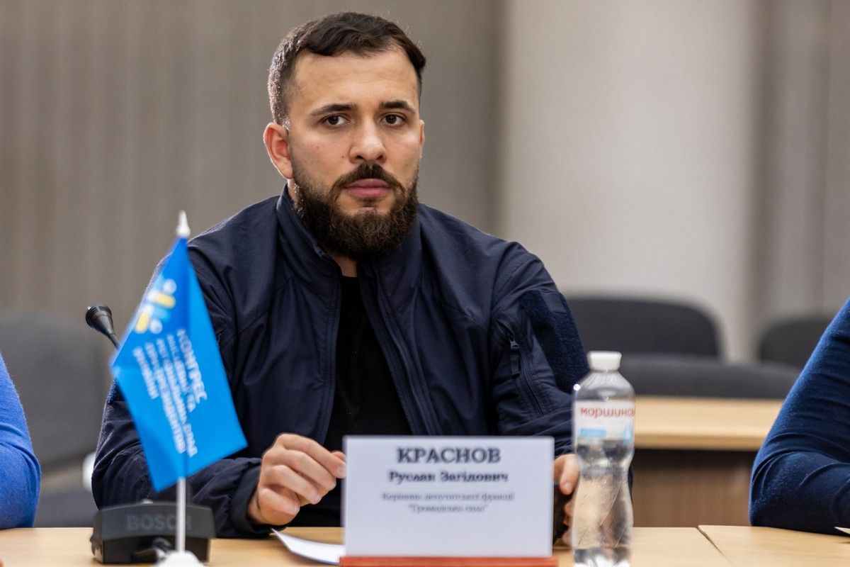 Президент наголосив – кроки, прописані у Плані, реалістичні Громади Дніпропетровщини підтримали «План перемоги» та представлять його іноземним регіонам-партнерам 5