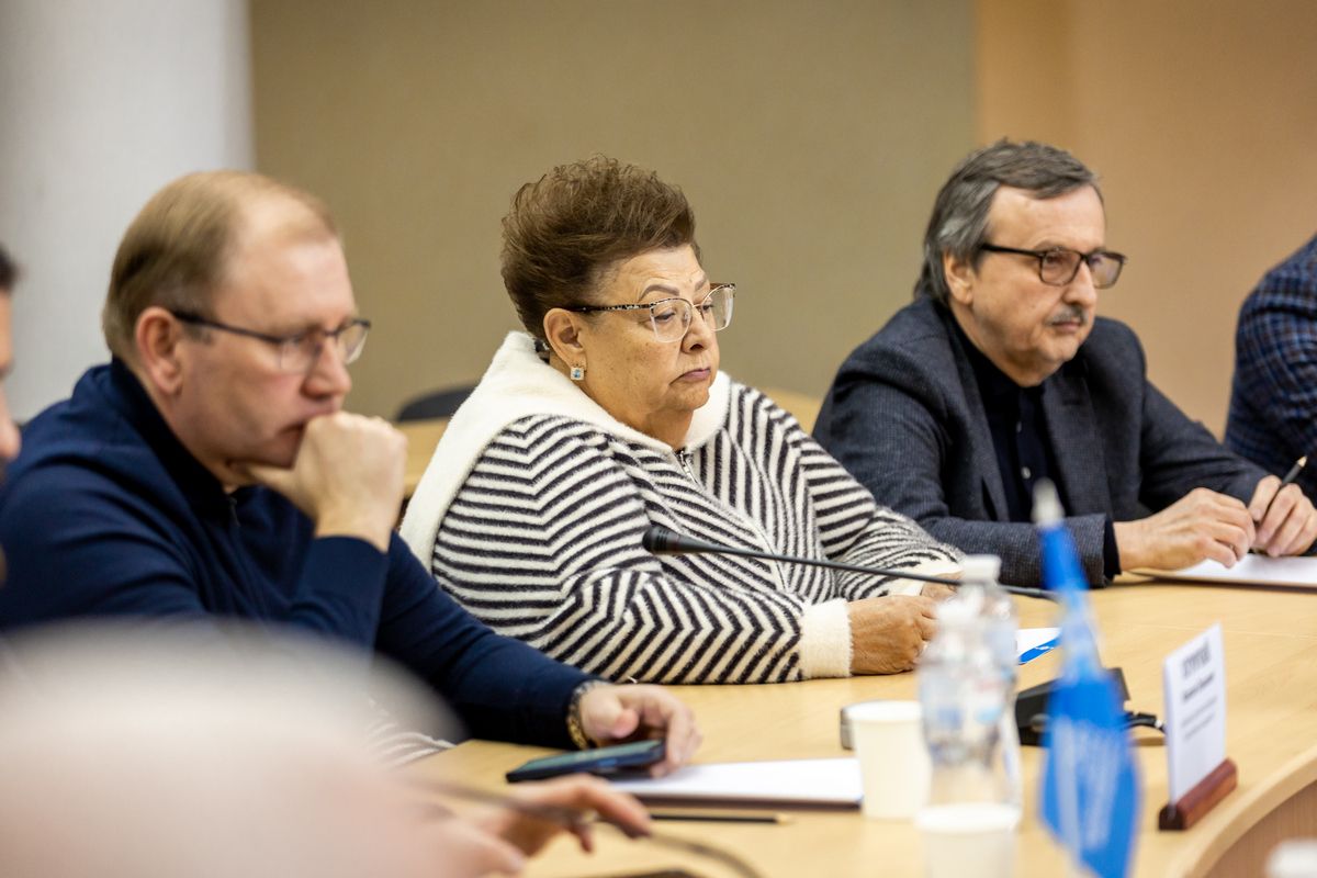 "План перемоги" - 5 стратегічно важливих кроків, які посилять Україну Громади Дніпропетровщини підтримали «План перемоги» та представлять його іноземним регіонам-партнерам 6