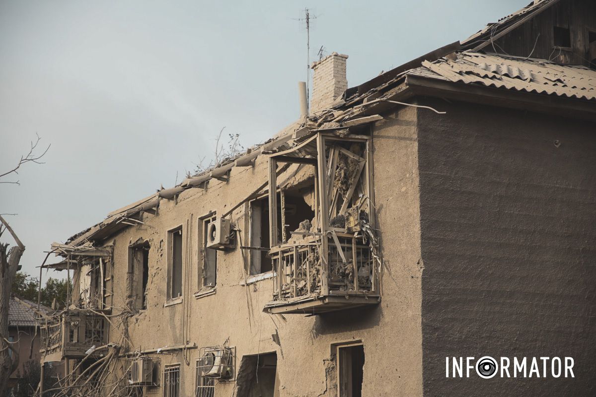Ракетный удар по Днепру: как выглядит место прилета по жилому дому 4