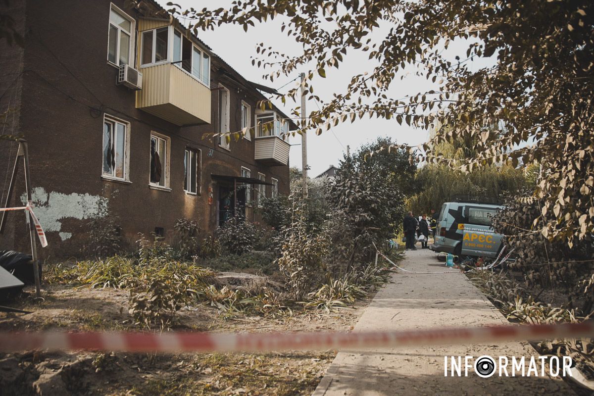 Ракетный удар по Днепру: как выглядит место прилета по жилому дому 17