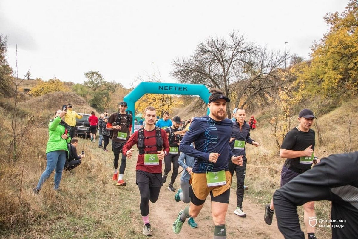 Складності додавали природні перепади висоти 