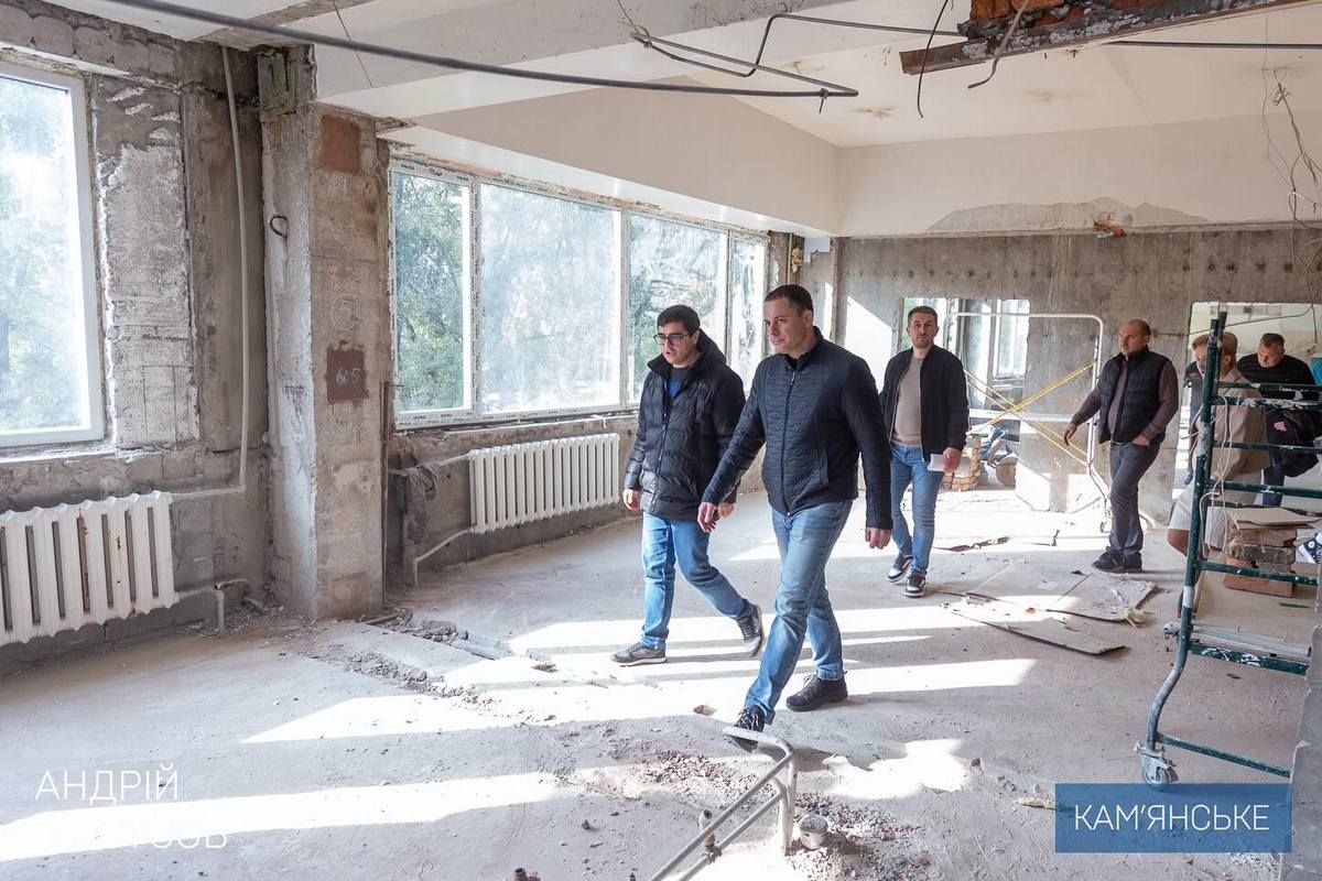 За счет гранта Европейского Инвестиционного банка: в Каменском ремонтируют больницы 2