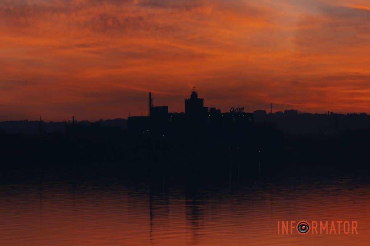 Автор вірша: Надія Красоткіна 