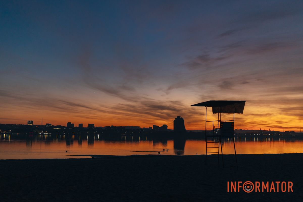 А тут у кольорі все почало цвісти.