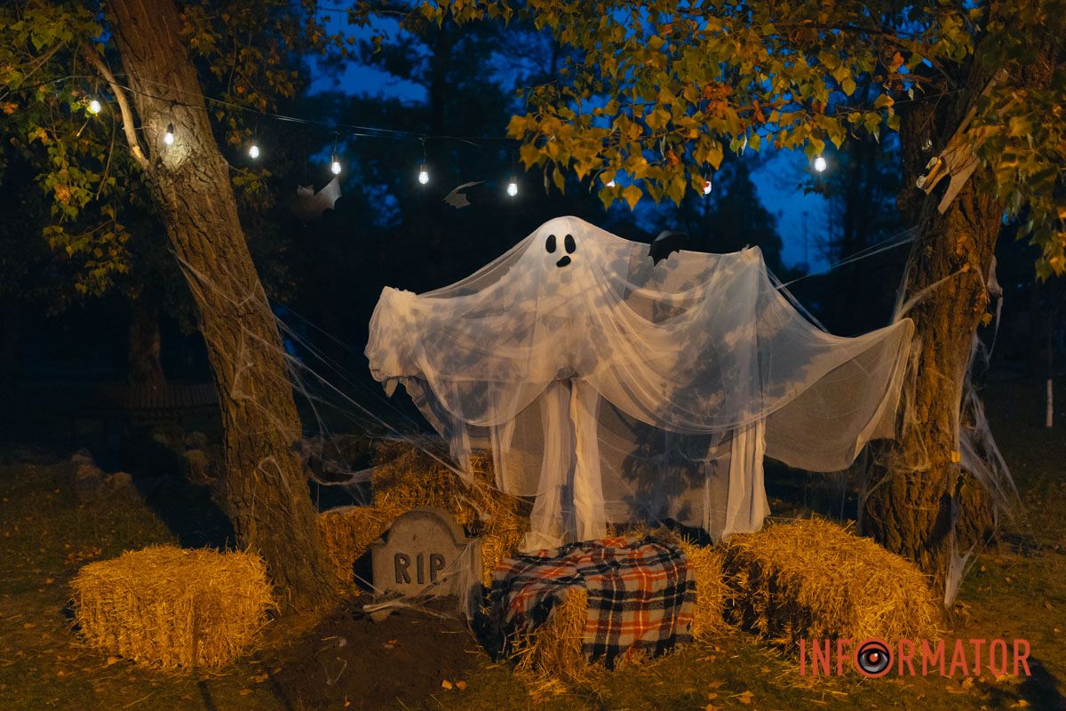 Є навіть ліхтарики