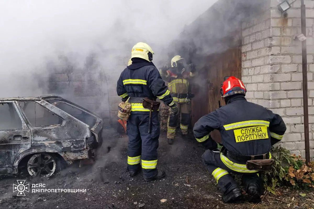 Вогонь знищив ВАЗ, ніхто не постраждав Вогонь знищив ВАЗ, ніхто не постраждав