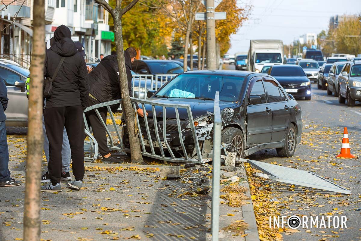 Движение на этом участке не затруднено Движение на этом участке не затруднено