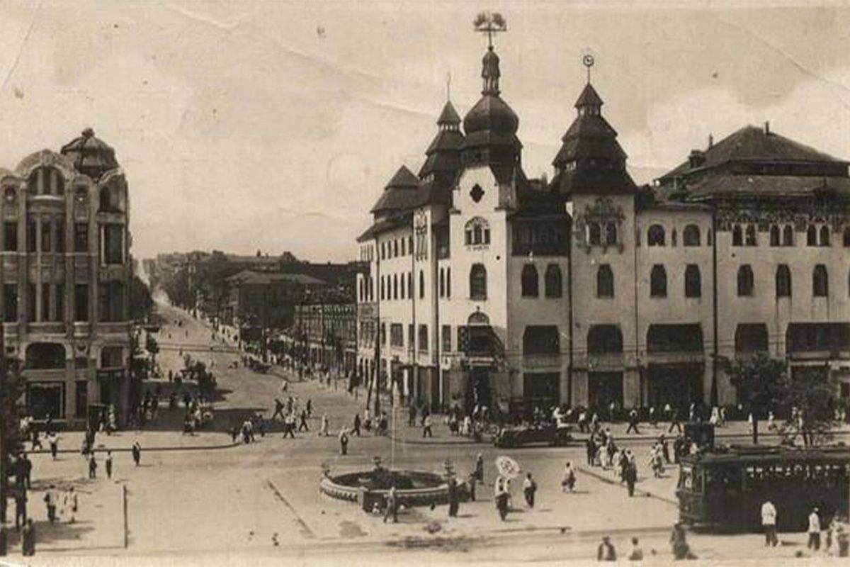 Готель "Україна"