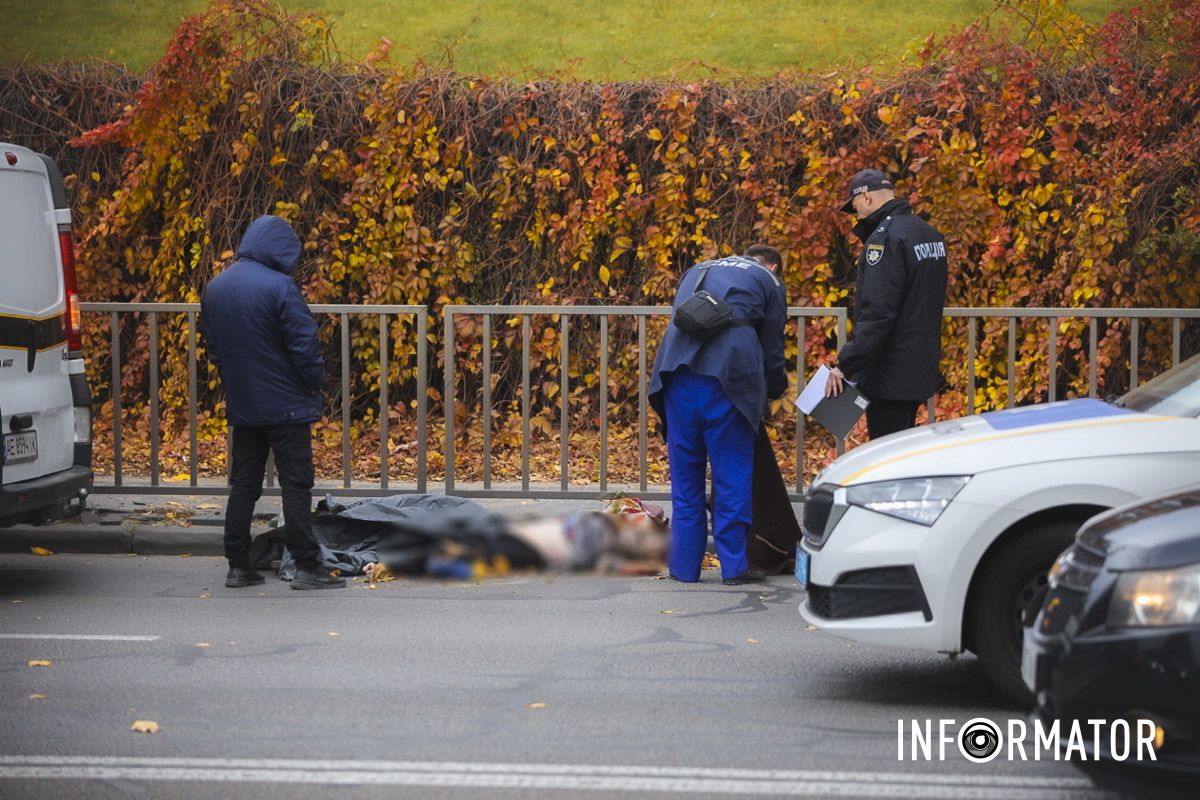 На місці події працюють патрульні, СМЕ і слідчі