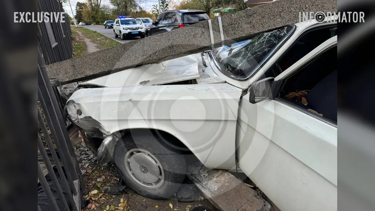 У Дніпропетровській області п'яний водій "Волги" збив пішохода та скутериста: 20-річний чоловік загинув