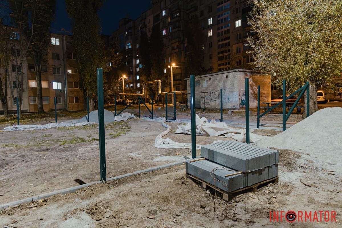 Третій майданчик ще в процесі будівництва  Третій майданчик ще в процесі будівництва