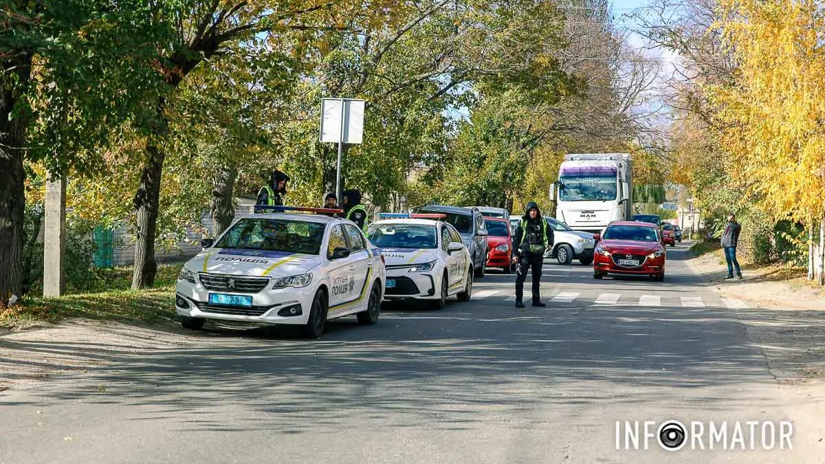 В Днепре на Симиренко Ford насмерть сбил 8-летнего ребенка вблизи гимназии: семье мальчика собирают на помощь