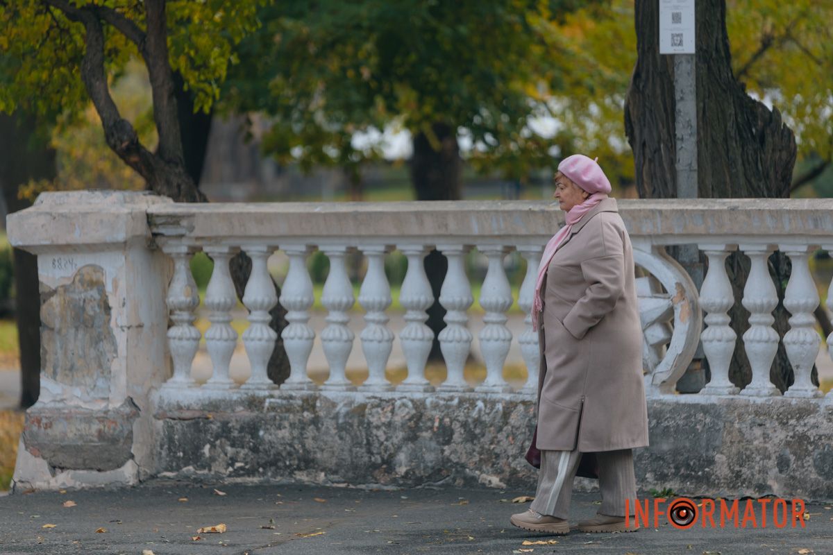 Качки, голуби та опале листя: як парк Глоби у Дніпрі зустрічає листопад 9