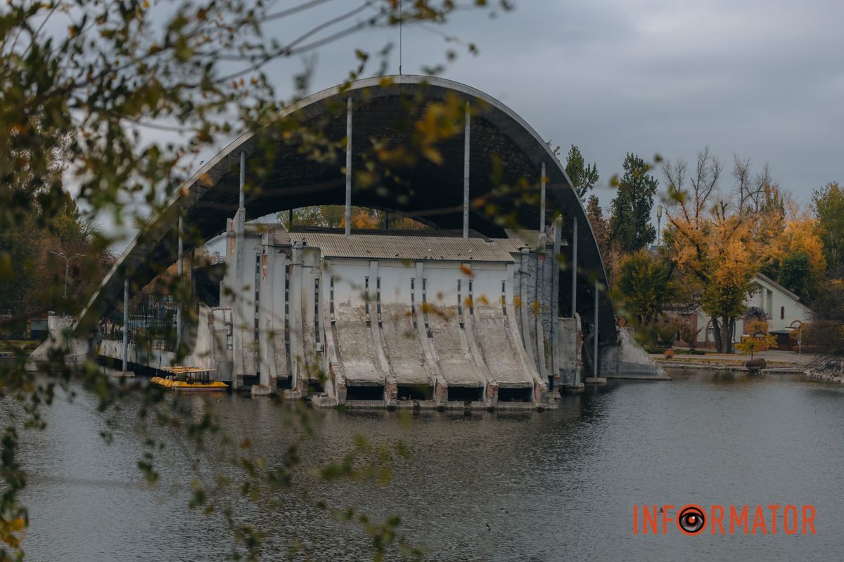 Качки, голуби та опале листя: як парк Глоби у Дніпрі зустрічає листопад 49