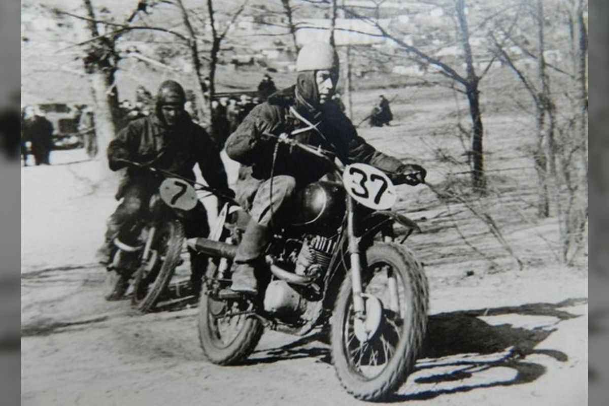 Он был мастером спорта по мотоспорту Он был мастером спорта по мотоспорту