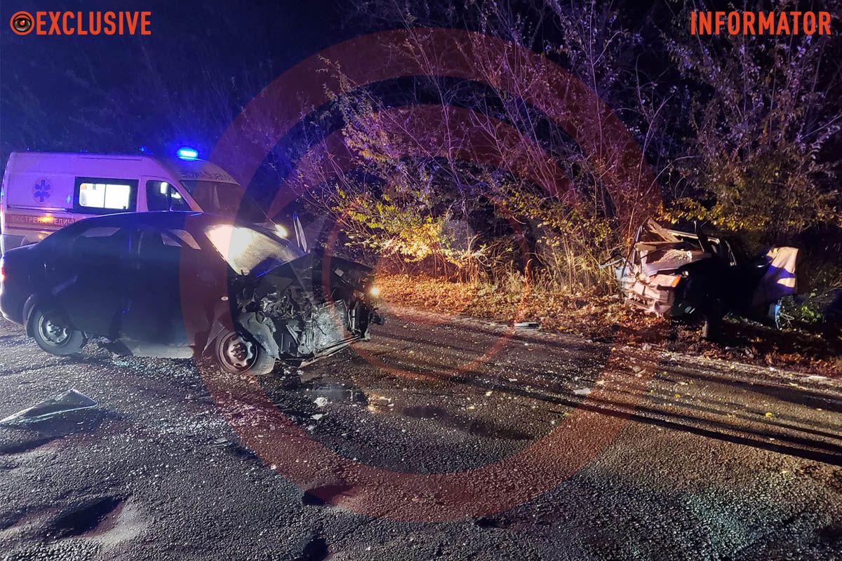 8 ноября около 17:50 в районе поселка Соленого в Днепровском районе Днепропетровской области произошло ДТП 8 ноября около 17:50 в районе поселка Соленого в Днепровском районе Днепропетровской области произошло ДТП