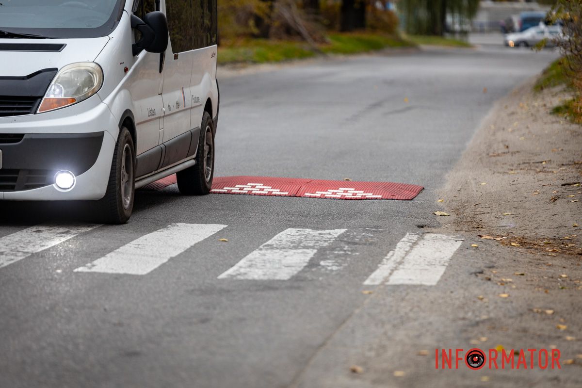 У Дніпрі на місці смертельної аварії на Симиренківській з'явилися обмежувачі швидкості: наскільки це ефективно 7
