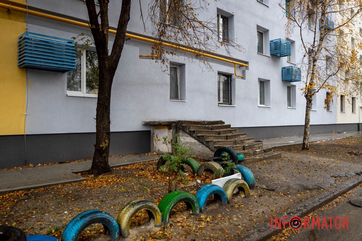 Яскраві кольори утепленого «Пентагону» Нова епоха “Пентагону”: як виглядає гуртожиток на Слобожанському у Дніпрі після реконструкції 26